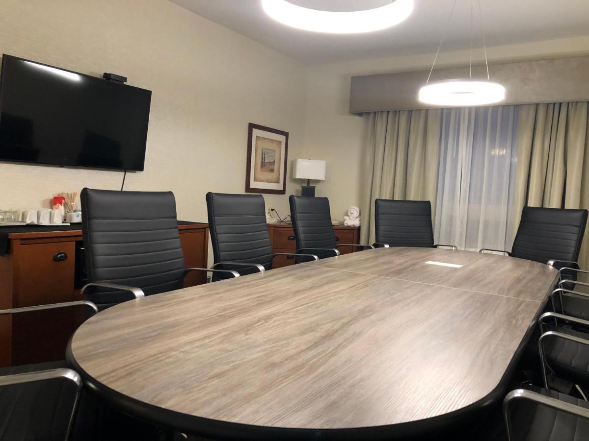 Gold Eagle Lodge North Battleford Ngoại thất bức ảnh